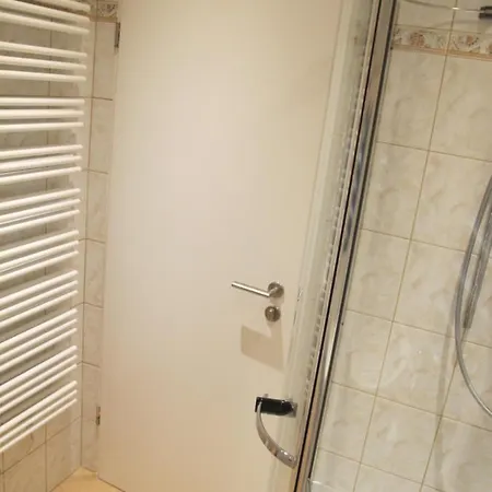 Gästezimmer 1 Mit Bad Privatunterkunft Angersbach
