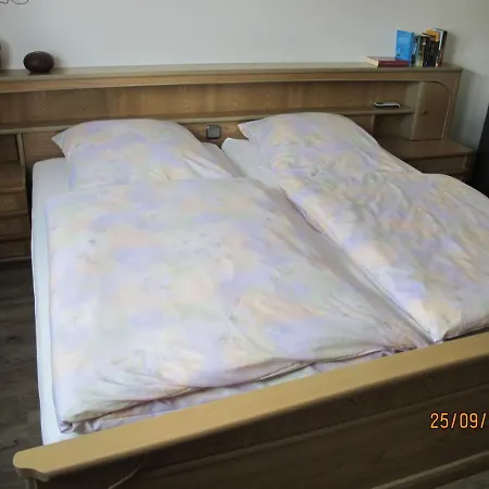 Privatunterkunft Gästezimmer 1 Mit Bad Angersbach