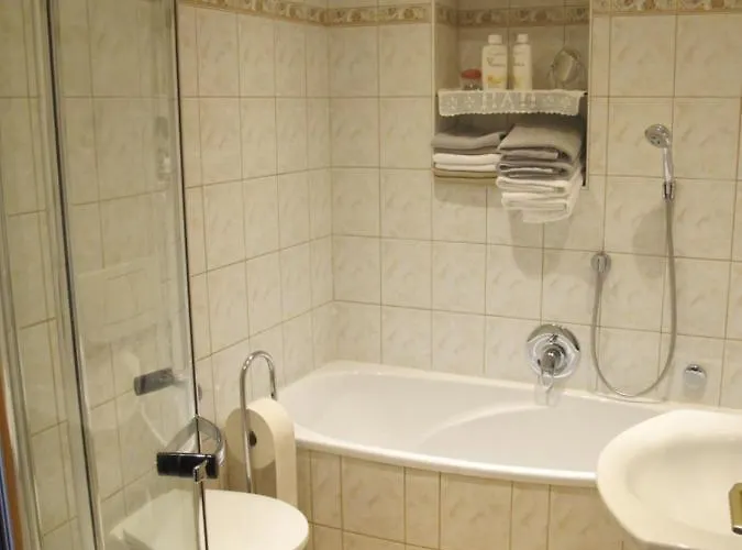 Gaestezimmer 1 Mit Bad *